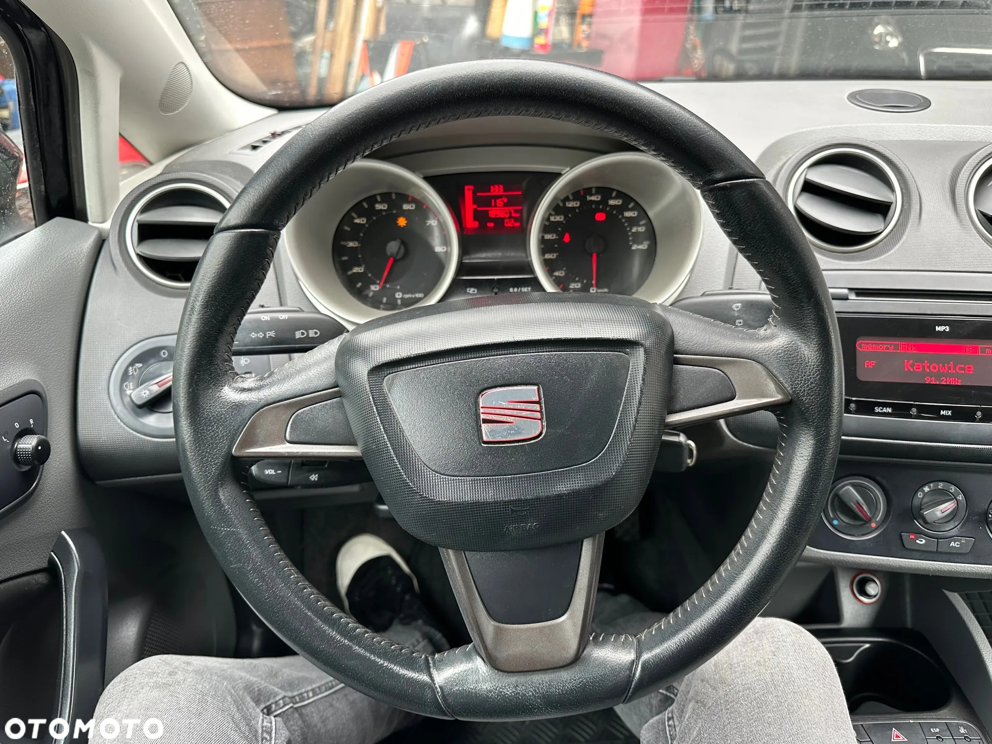Seat Ibiza SC 1.4 16V Reference - 13
