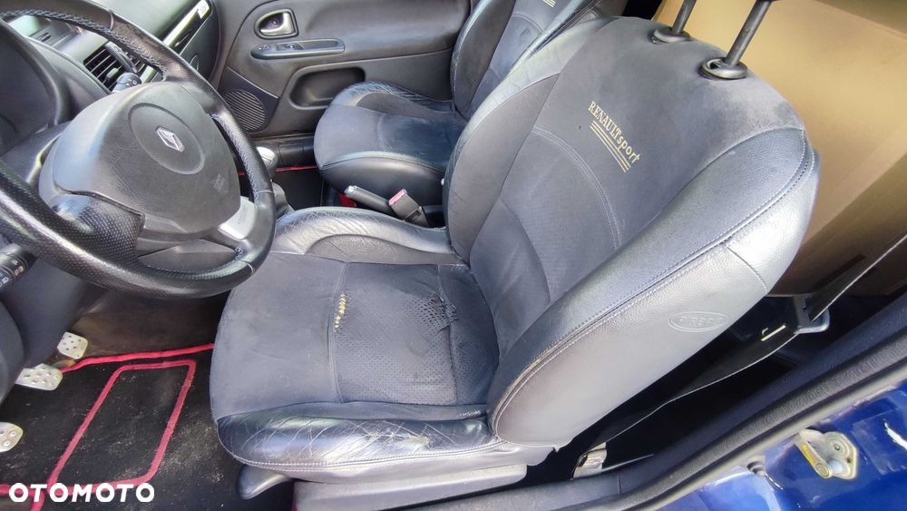 Renault Clio - 8