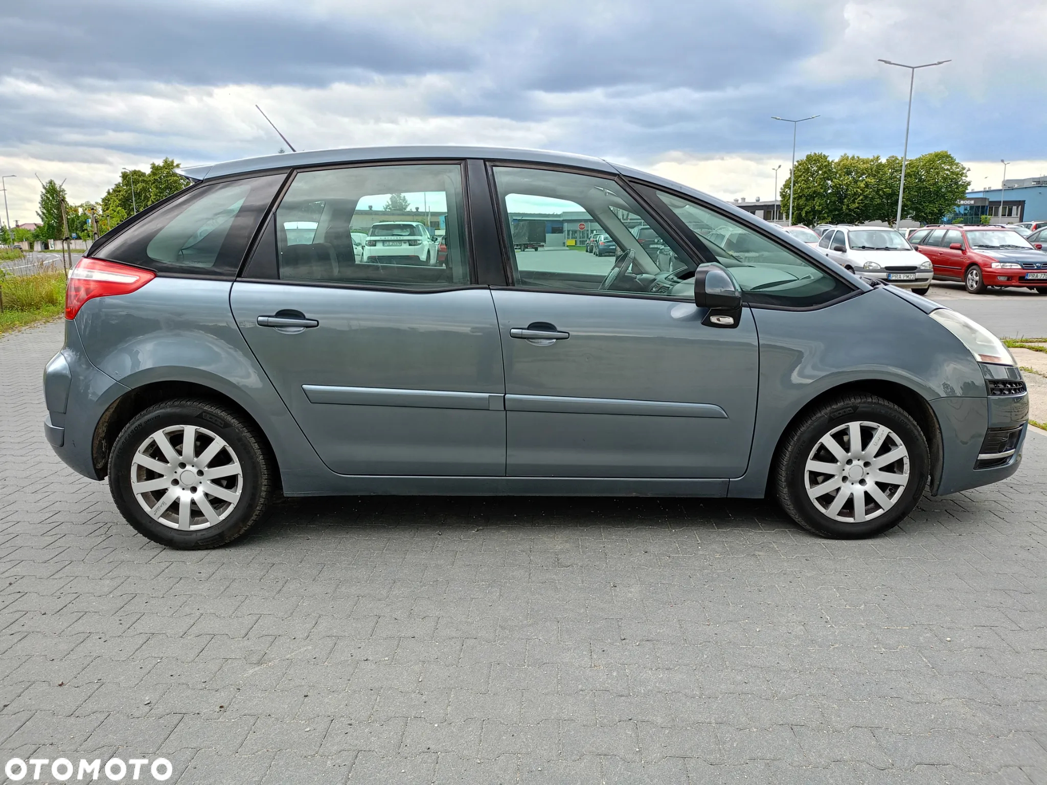 Citroën C4 HDi 110 FAP Exclusive - 3