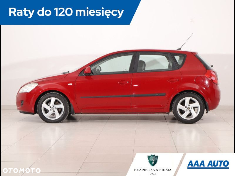 Kia Ceed - 3