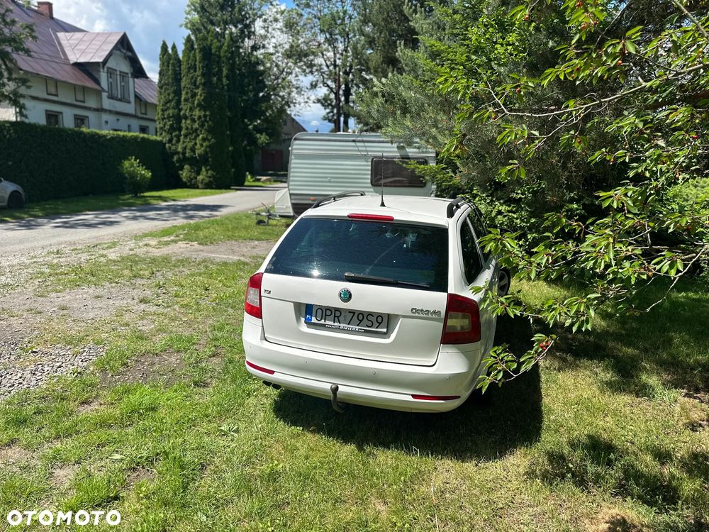 Skoda Octavia 2.0 TDI Ambiente - 3