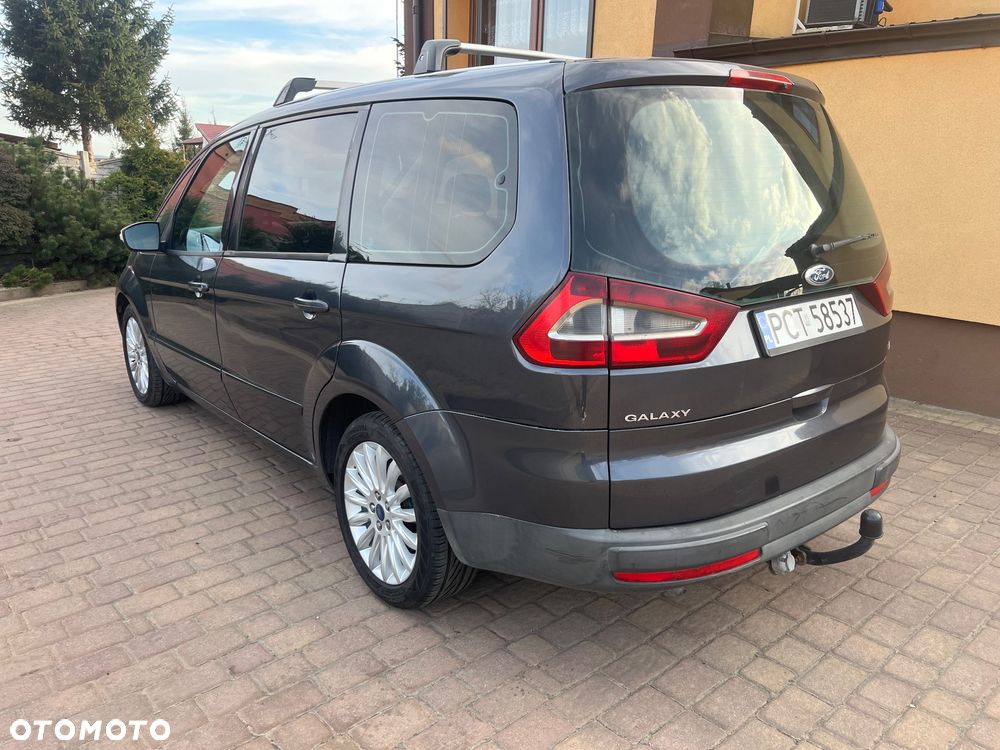 Ford Galaxy - 4