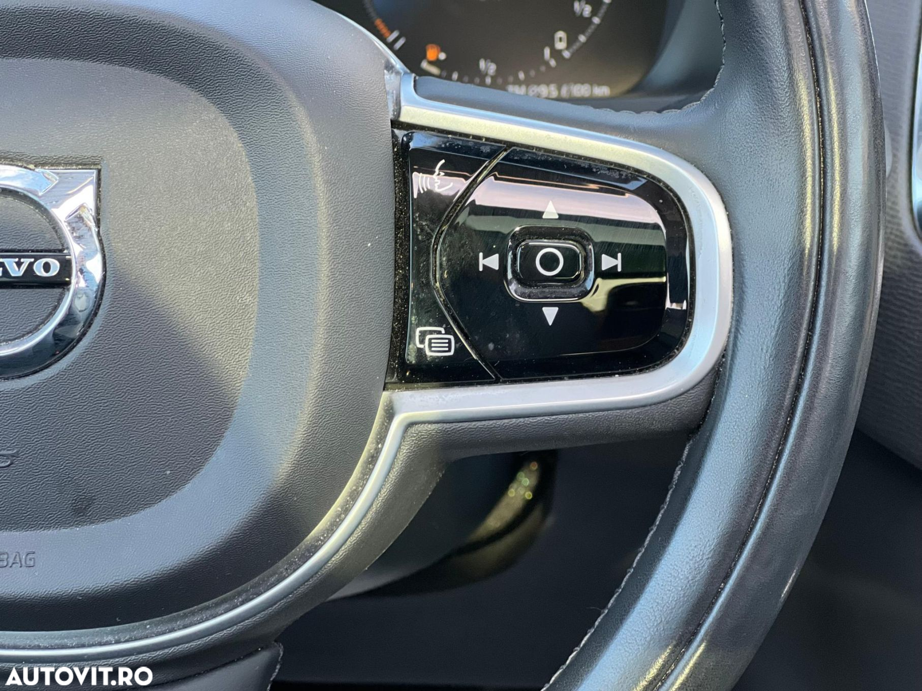 Volvo XC 90 T8 AWD Recharge Geartronic Inscription Expression - 25