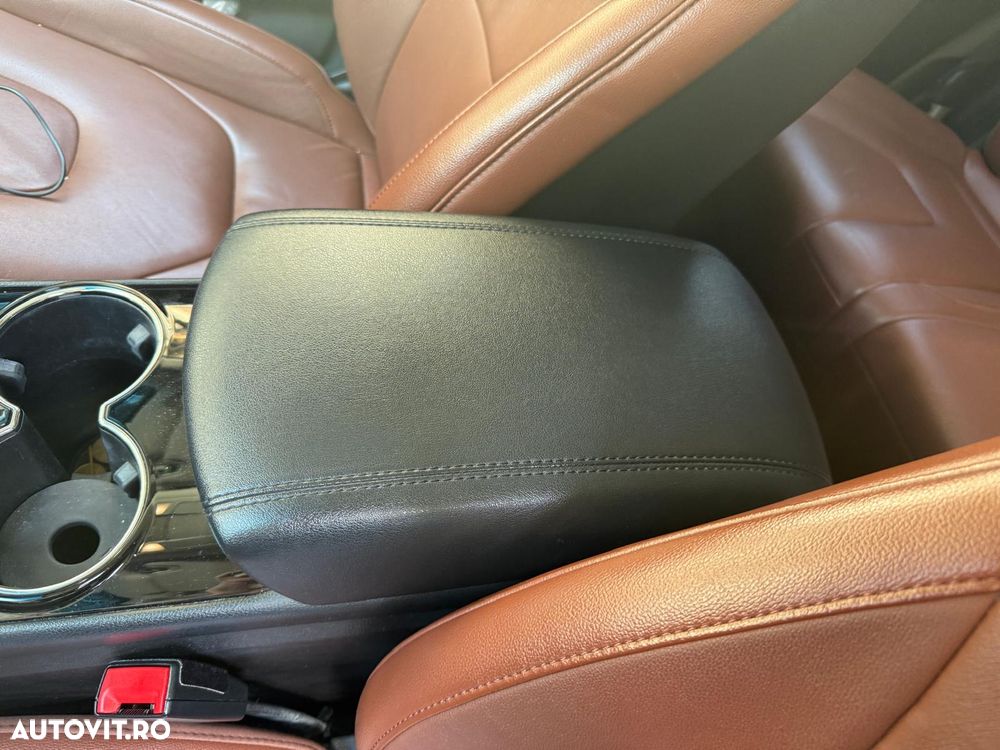 Ford Edge 2.0 TDCi Powershift Sport - 9