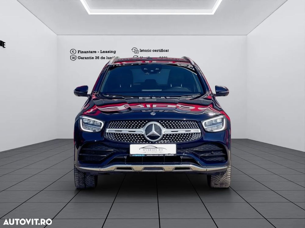 Mercedes-Benz GLC 300 e 4Matic 9G-TRONIC AMG Line - 2