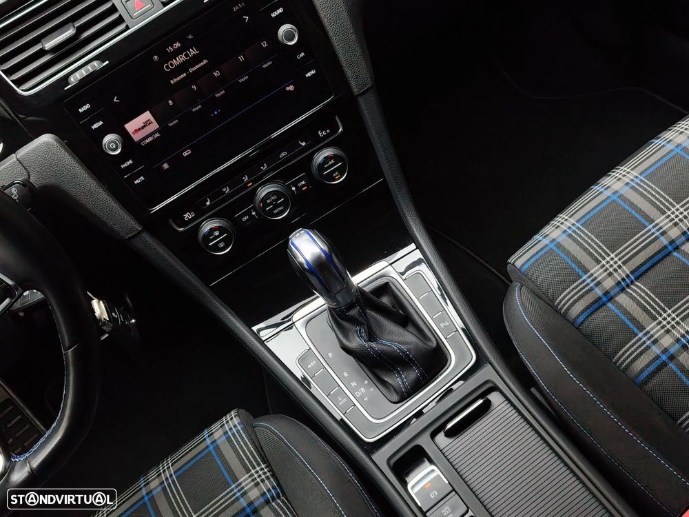VW Golf 1.4 GTE Plug-In-Hybrid DSG - 20