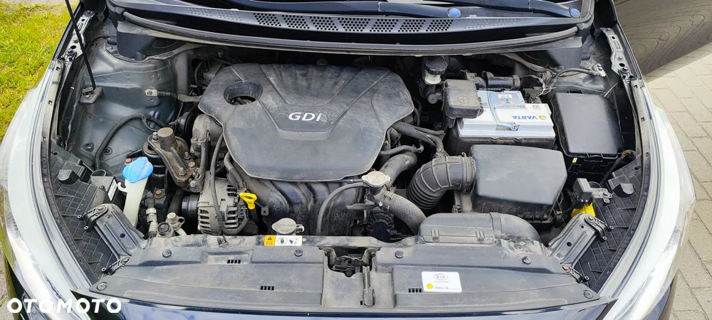 Kia Ceed 1.6 GDI XL - 21