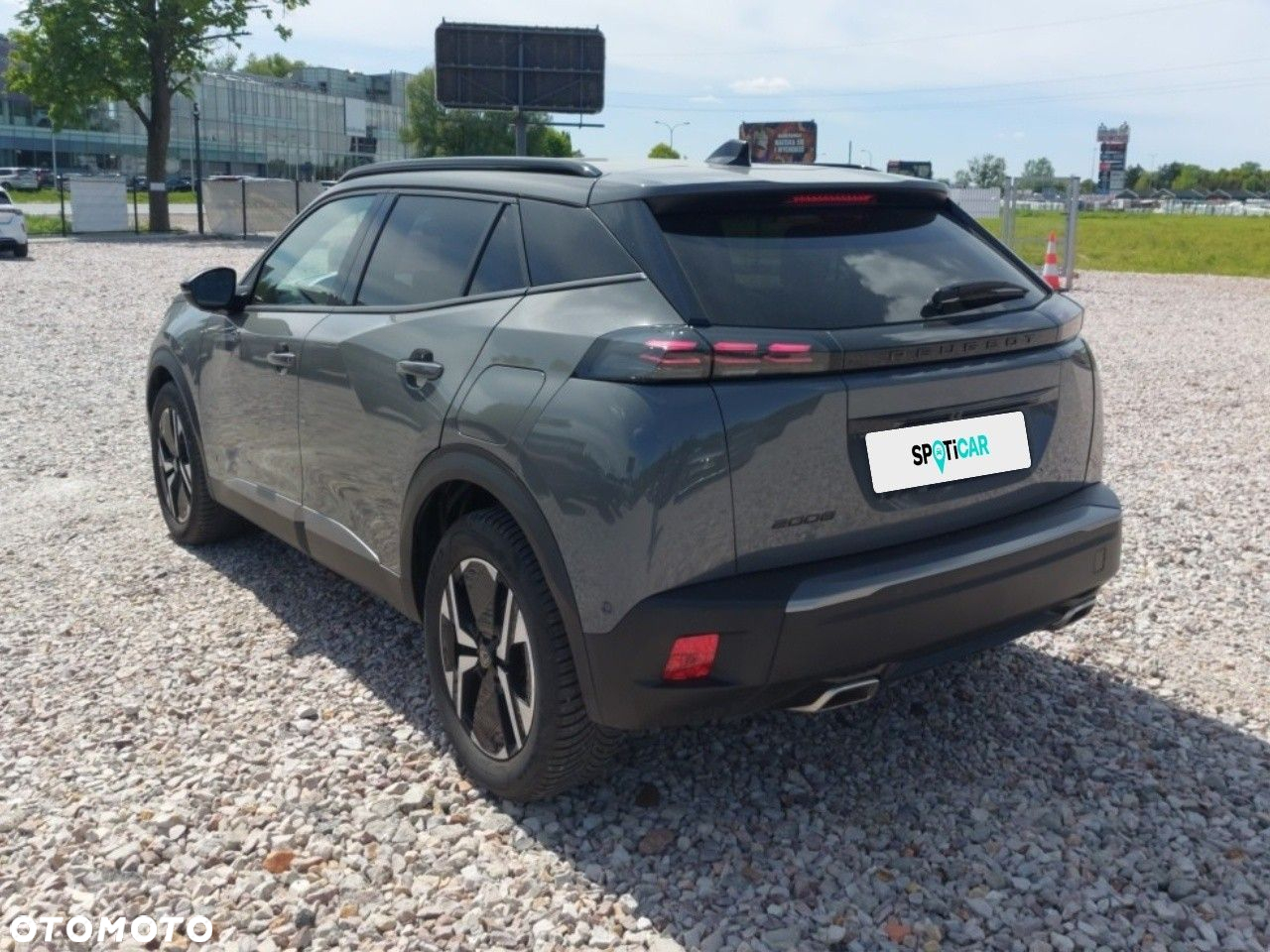 Peugeot 2008 1.2 PureTech Allure S&S EAT8 - 7