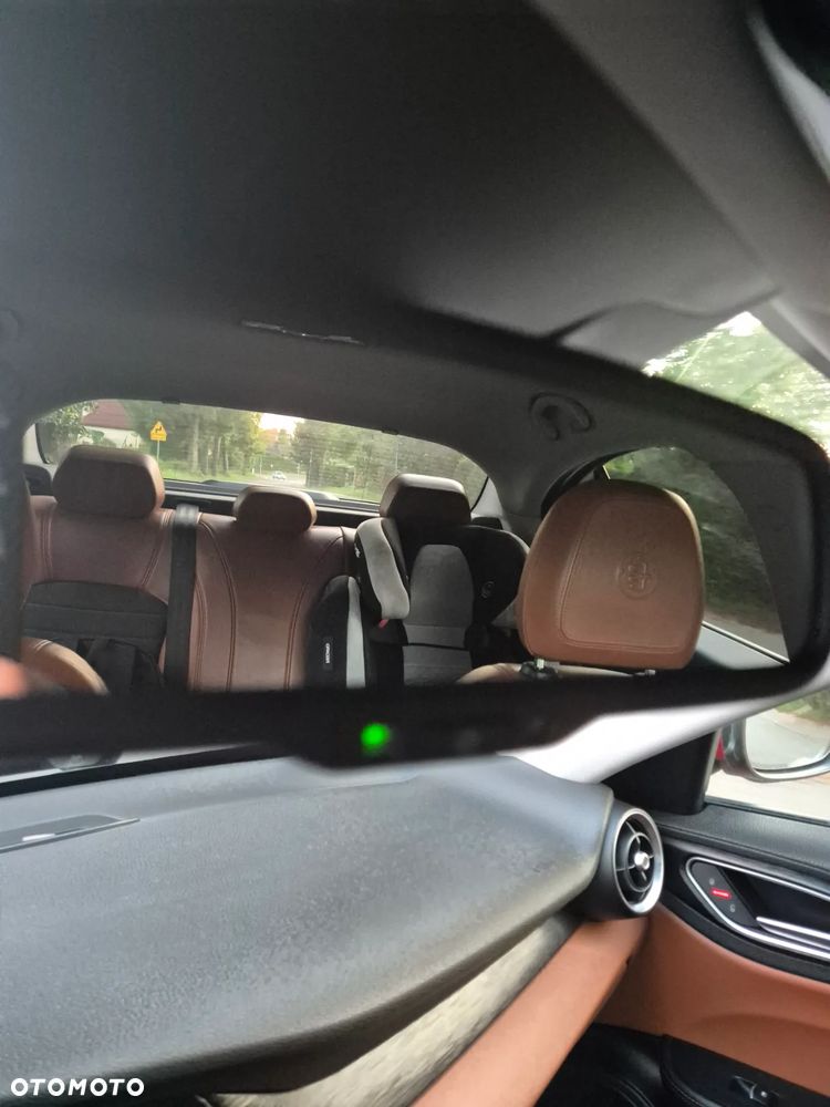 Alfa Romeo Giulia 2.2 D Turbo Super - 17