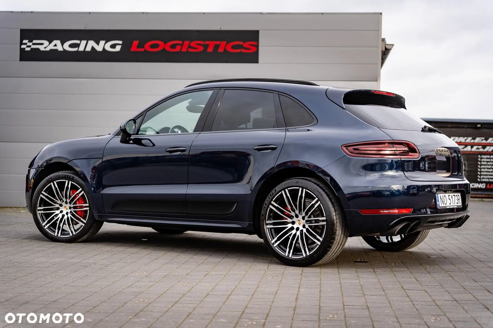 Porsche Macan Turbo PDK - 3