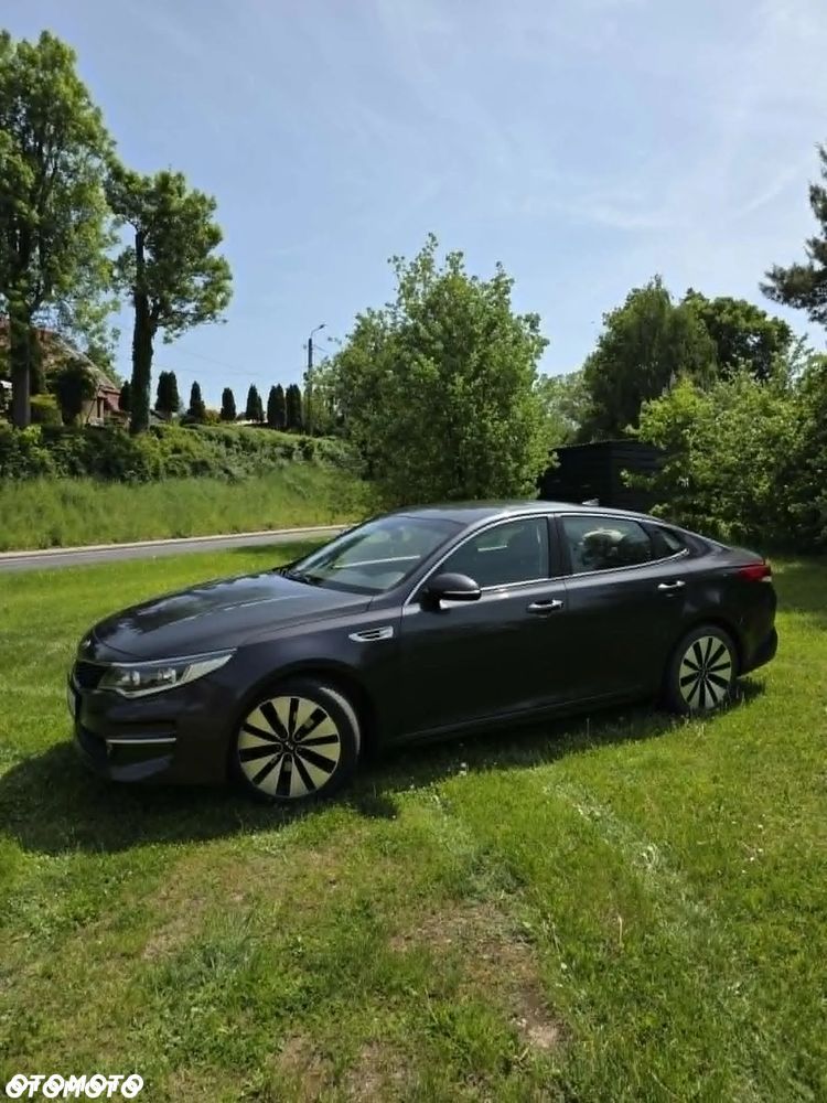 Kia Optima - 2