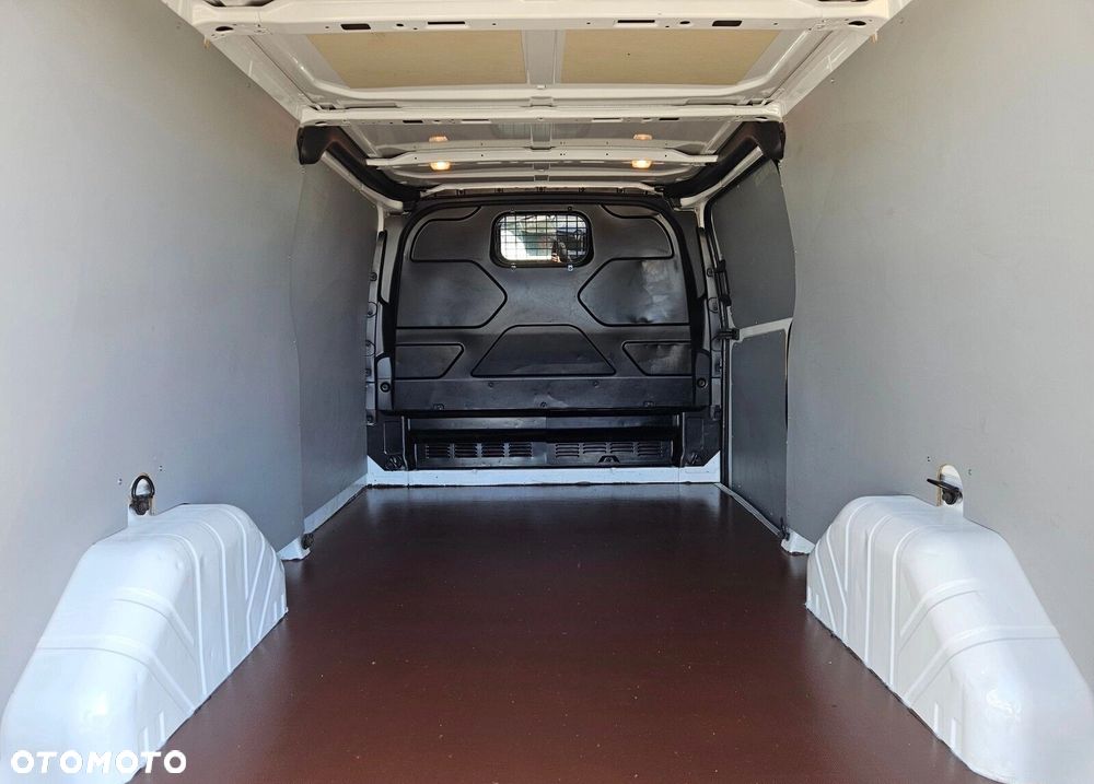 Ford Transit - 11