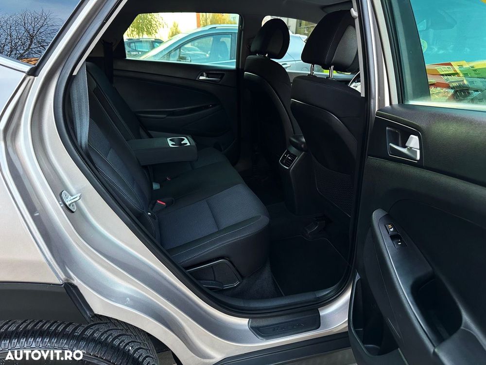 Hyundai Tucson blue 1.7 CRDi 2WD DCT Style - 25