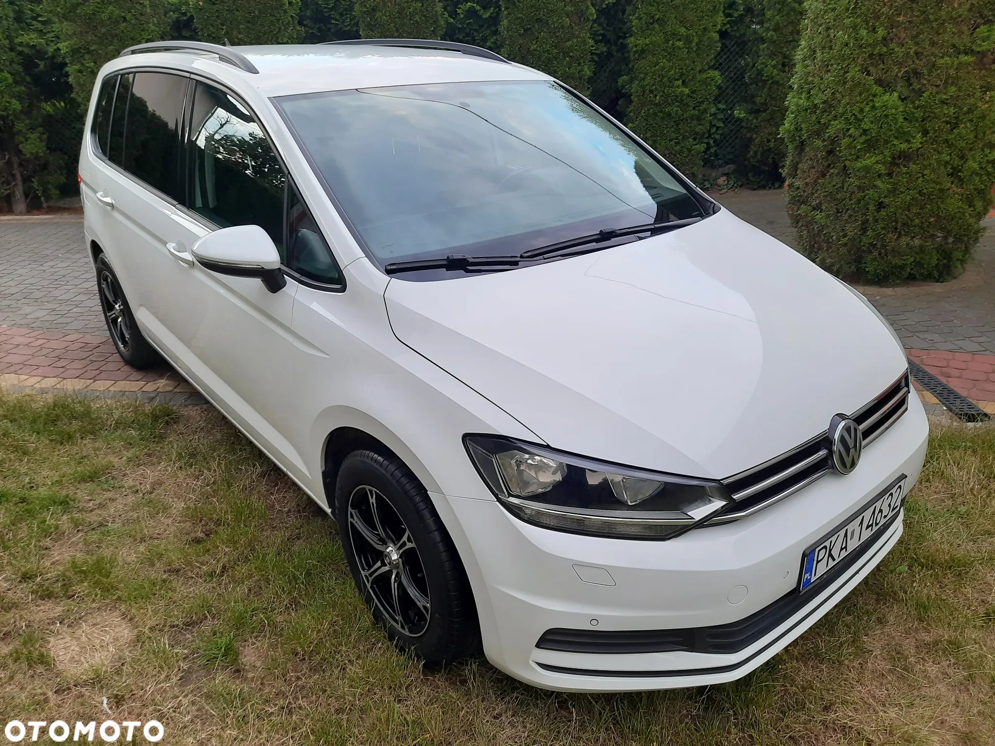 Volkswagen Touran 1.6 TDI BMT Comfortline - 6