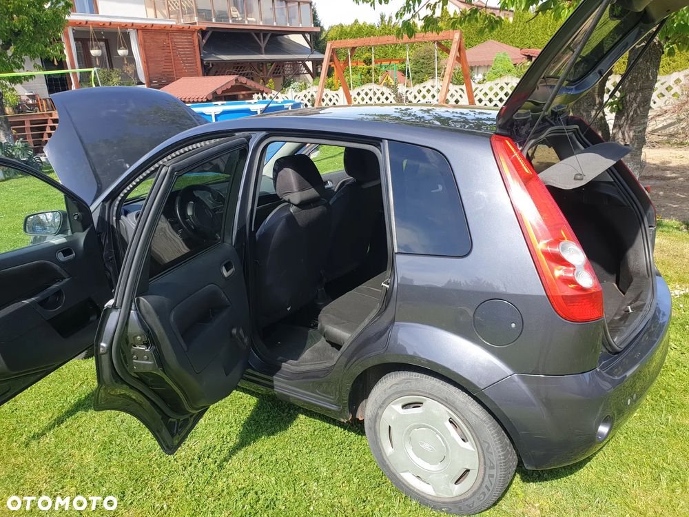 Ford Fiesta 1.4 TDCI - 13