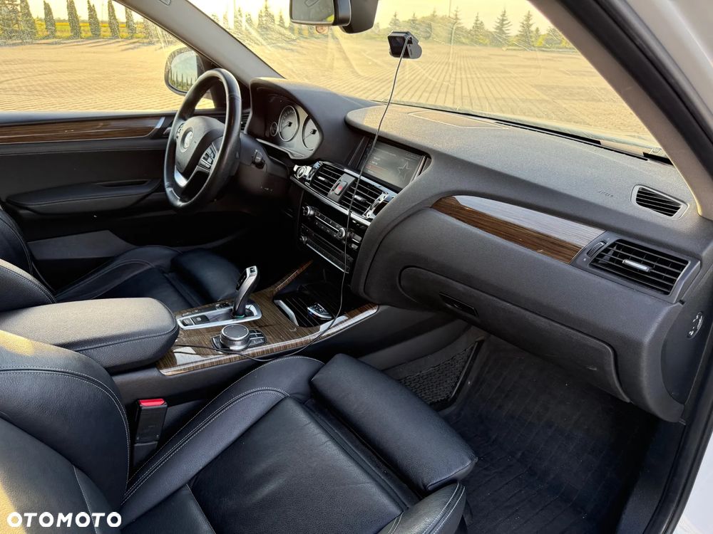 BMW X4 xDrive20d xLine - 11
