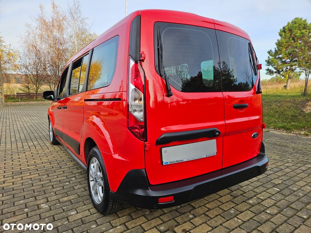 Ford Transit Connect - 13