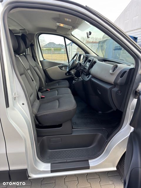 Renault Trafic Grand 1.6 dCi - 6