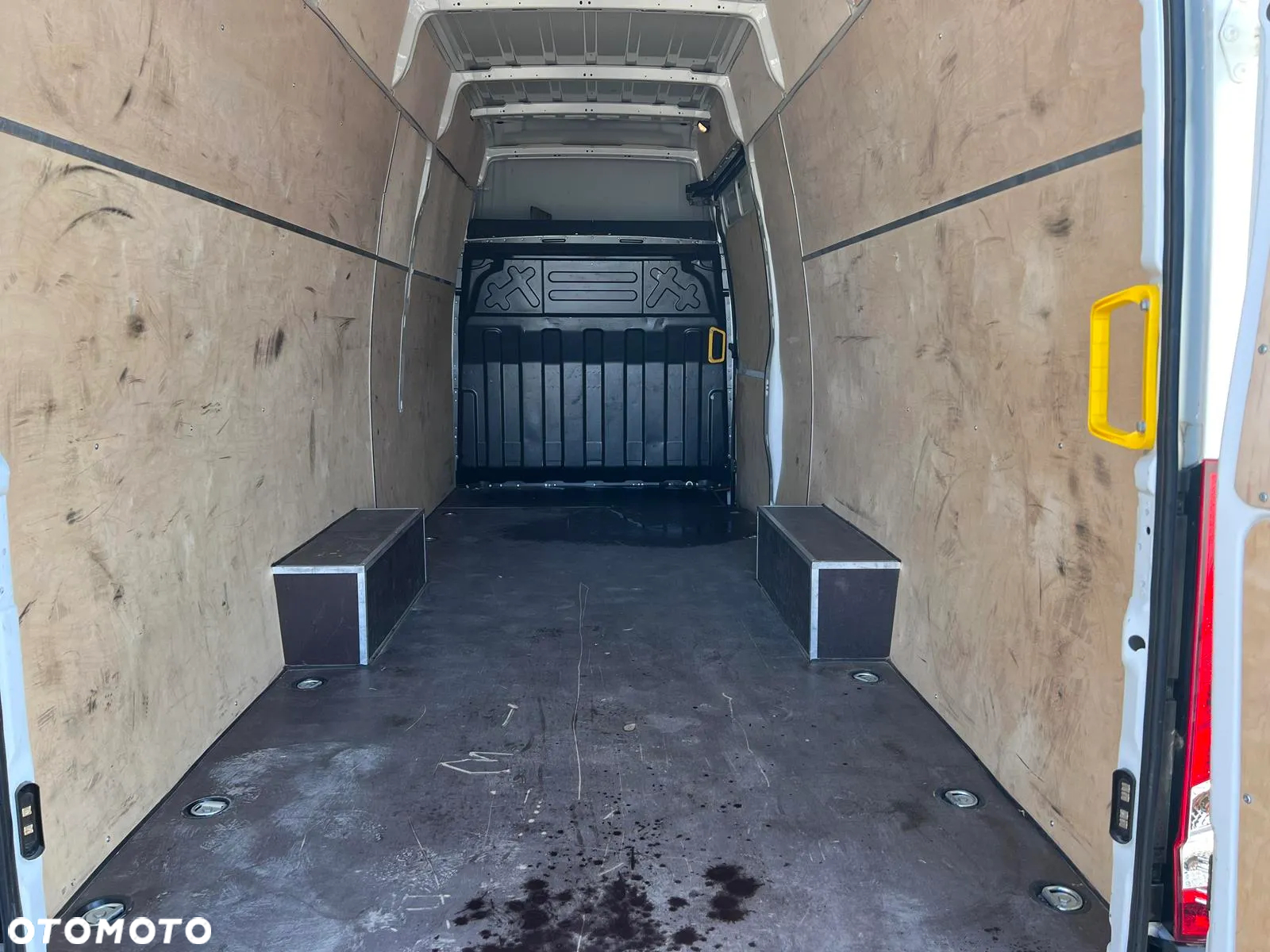 Iveco DAILY - 22
