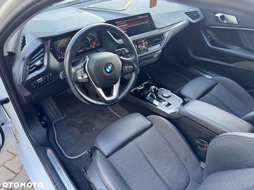 BMW Seria 1 118d Sport Line - 11