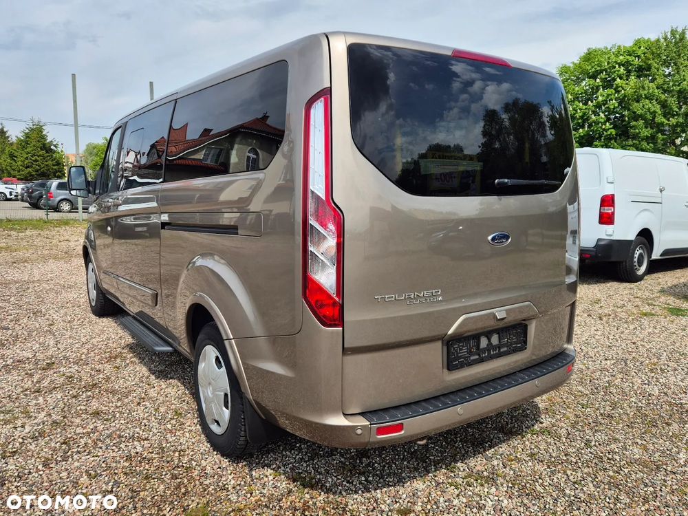 Ford Tourneo Custom 320 L2H1 VA Autm Titanium X - 4