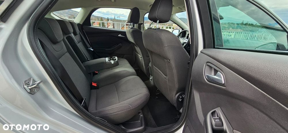 Ford Focus - 26