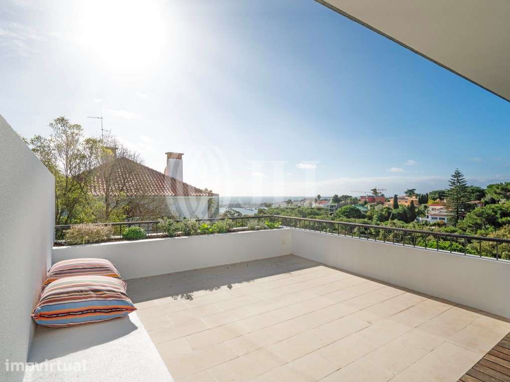 Moradia T4+3 com vista mar no Monte Estoril Cascais - Grande imagem: 4/50