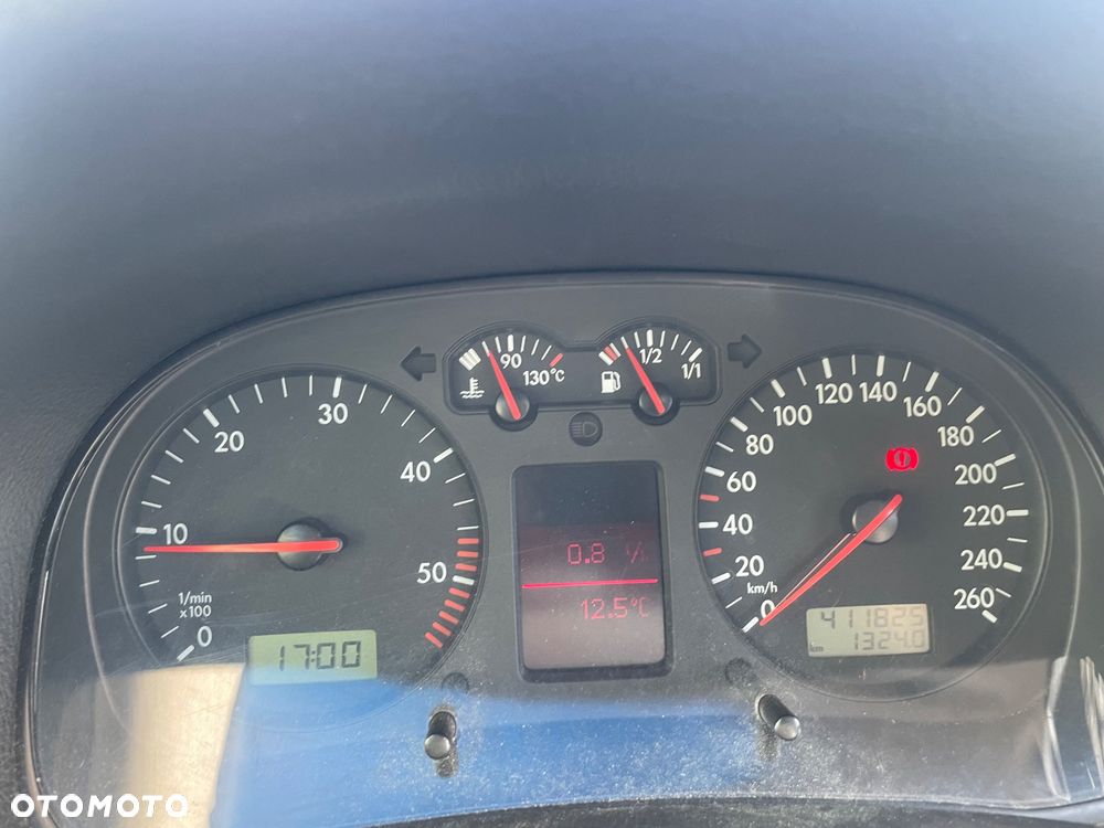 Volkswagen Golf - 20