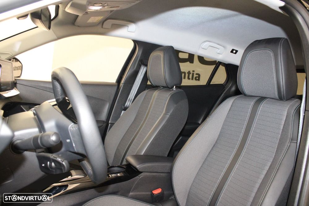 Peugeot e-2008 50 kWh Allure Pack - 4