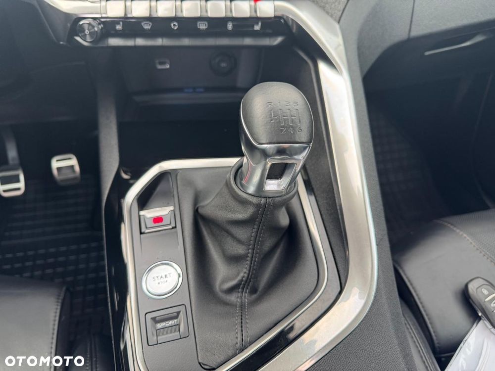 Peugeot 3008 HDi FAP 150 Platinum - 25