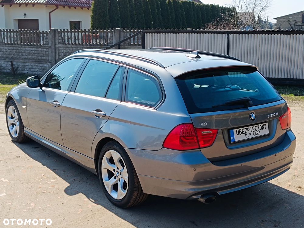BMW Seria 3 320d Blue Performance Sport Line - 4