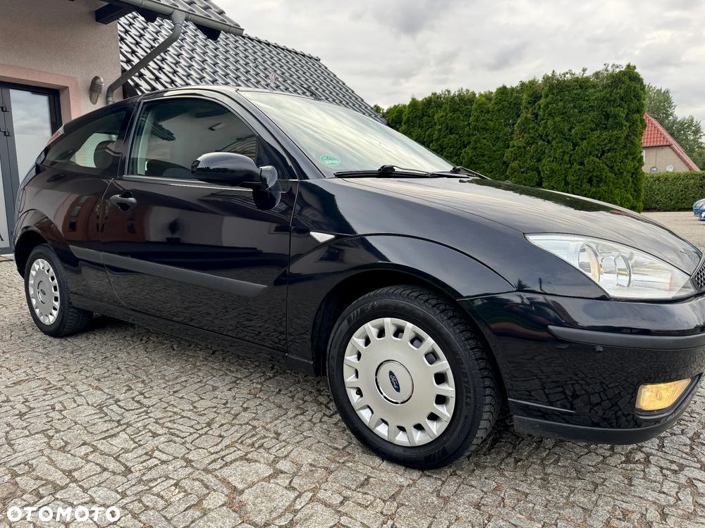 Ford Focus 1.6 16V Style - 11