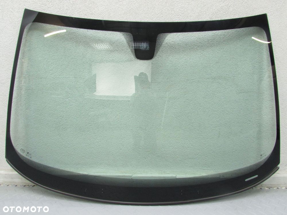 VOLVO S60 00-10 SZYBA CZOLOWA POD SENSOR DESZCZU - 1