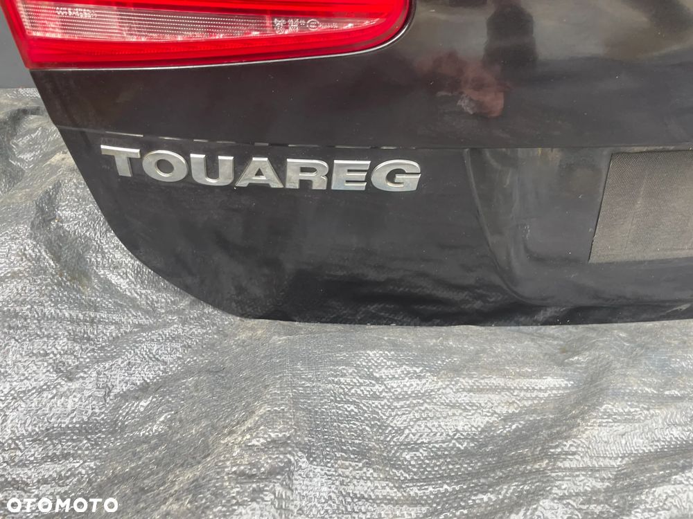 VW TOUAREG II 7P klapa LC9X 2014 R LINE  rok szyba dymiona - 2