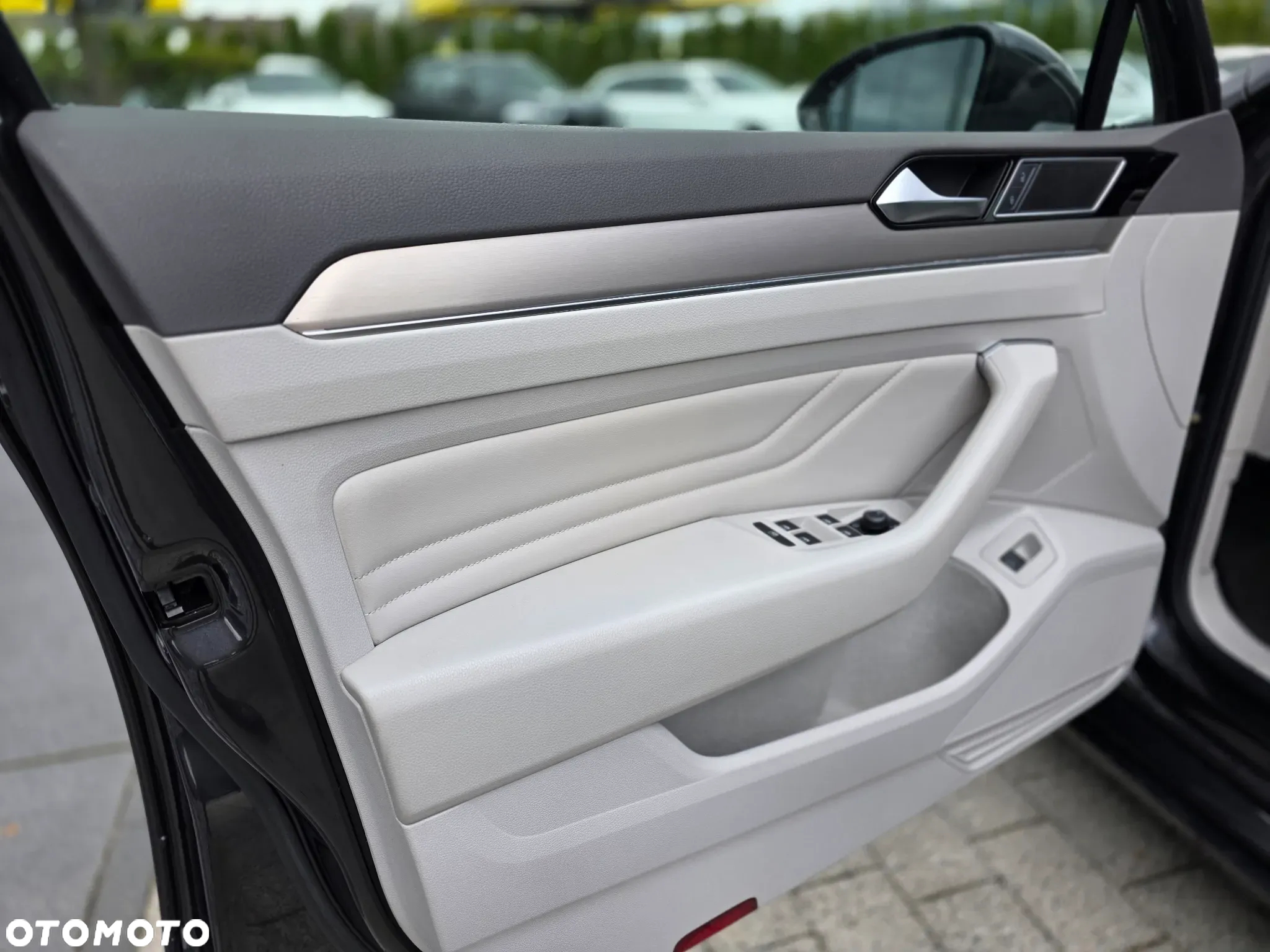 Volkswagen Passat 2.0 TSI 4Mot Elegance DSG - 37