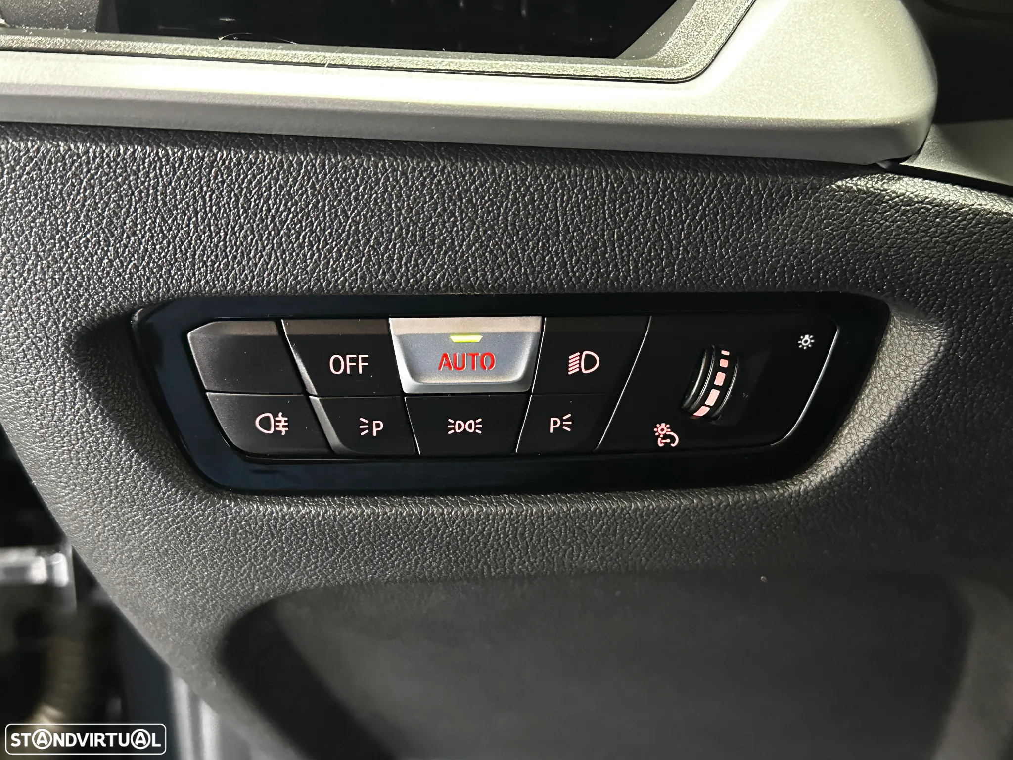 BMW 318 d Touring Line Luxury Auto - 22