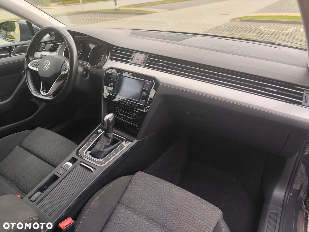 Volkswagen Passat 2.0 TDI EVO Business DSG - 11