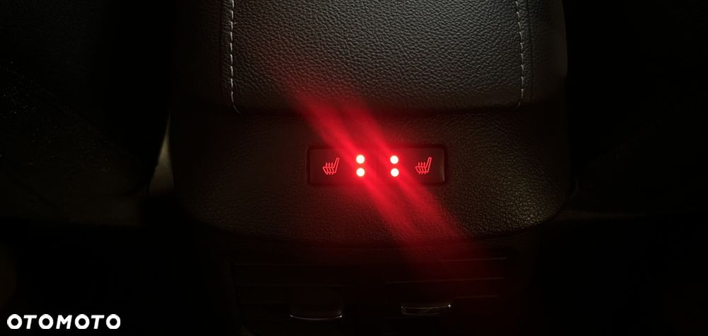 Ford Mondeo SW 2.0 TDCi S&S PowerShift-Aut Titanium - 23