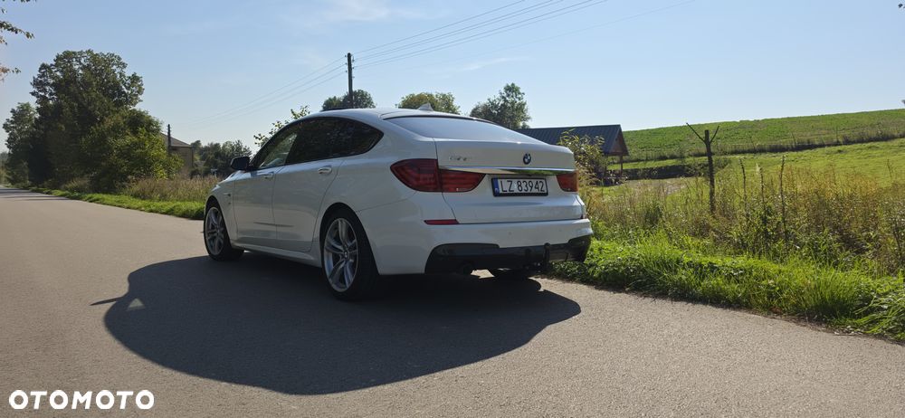 BMW 5GT - 22