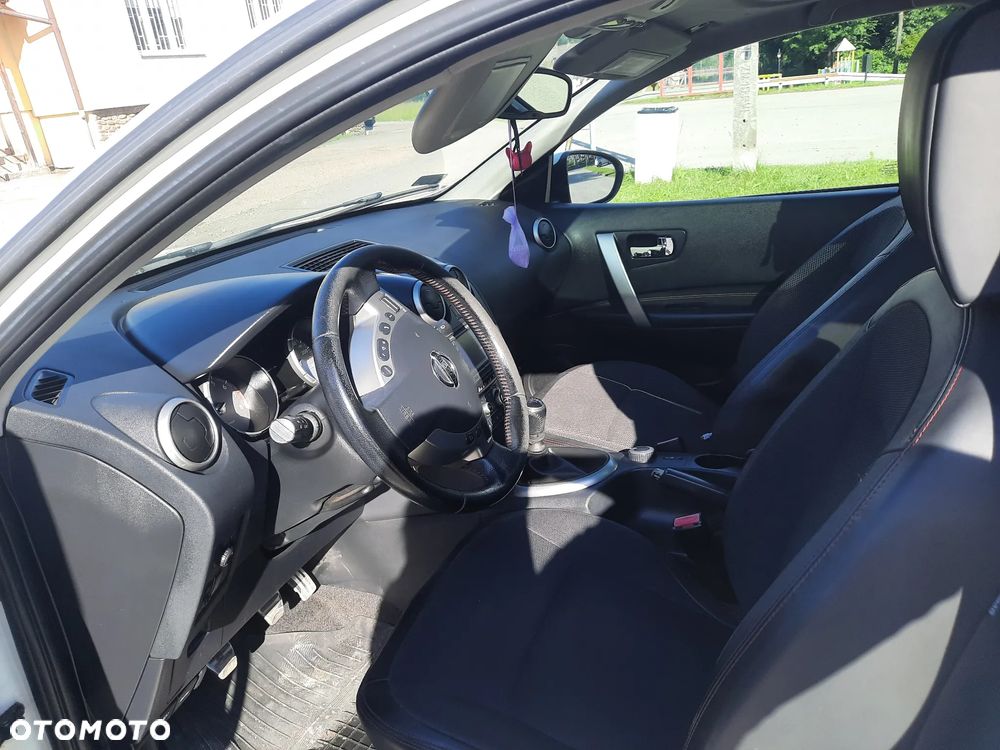 Nissan Qashqai - 7