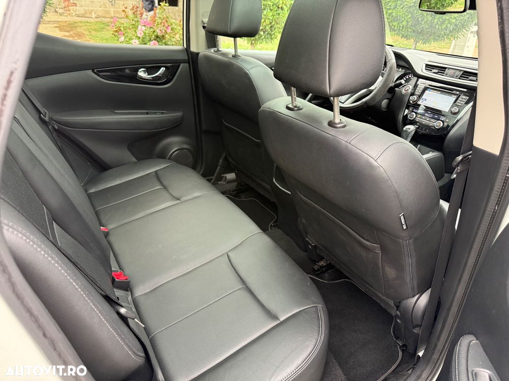 Nissan Qashqai 1.6 DCI Xtronic TEKNA - 6