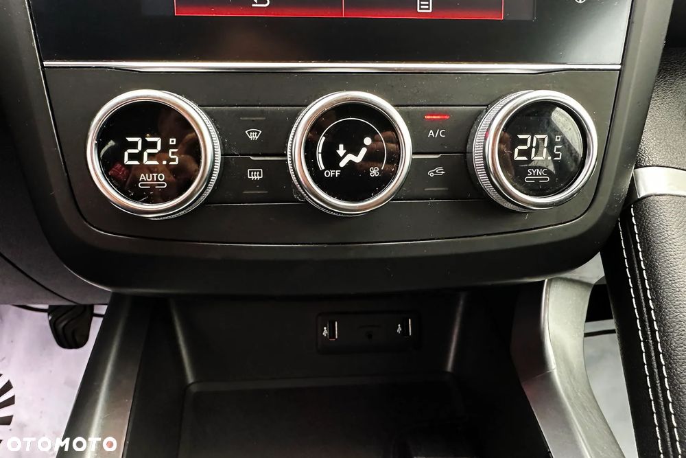 Renault Kadjar 1.3 TCe FAP Bose - 28