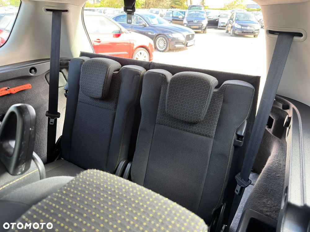 Renault Grand Scenic 2.0 16V Dynamique - 23