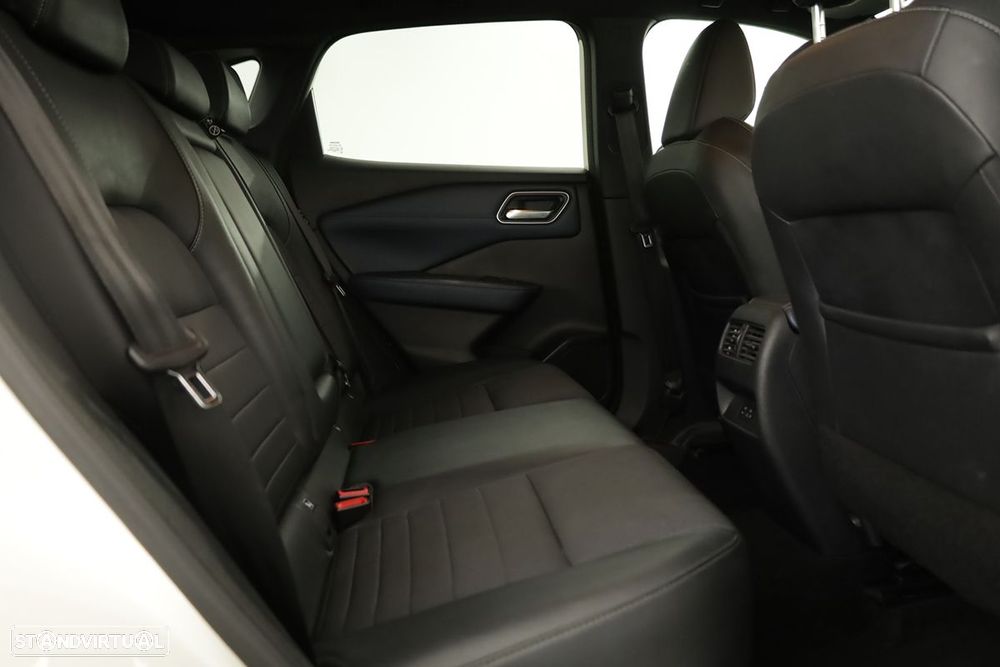 Nissan Qashqai 1.3 DIG-T Tekna+ Xtronic - 23