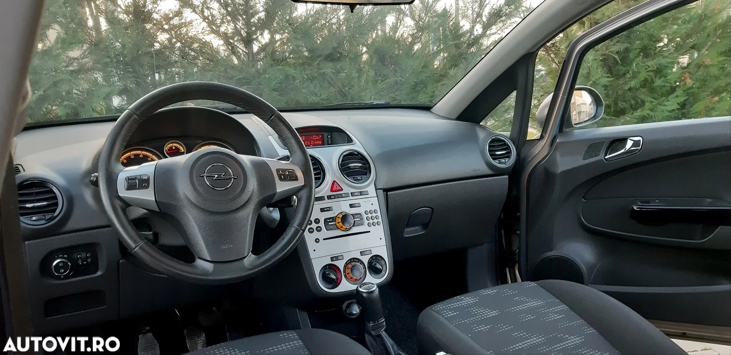 Opel Corsa - 11