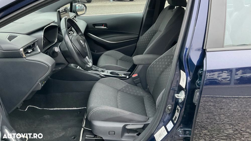 Toyota Corolla TS 1.8 HSD Dynamic - 38