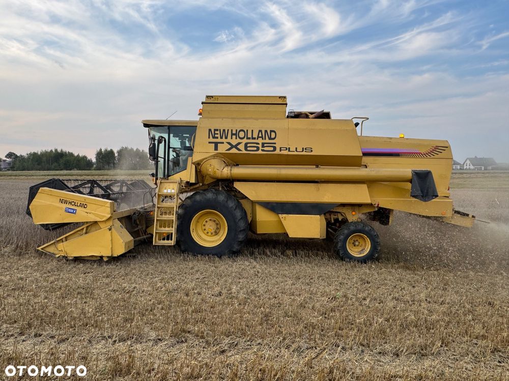 New Holland TX 65 Plus Super Stan Kombajn Zbożowy - 15