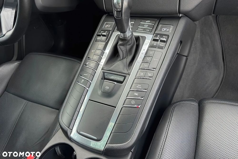 Porsche Macan Standard - 11