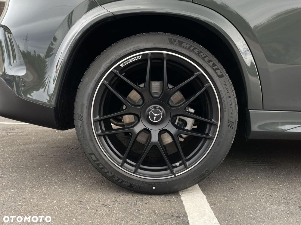 Mercedes-Benz GLE - 28