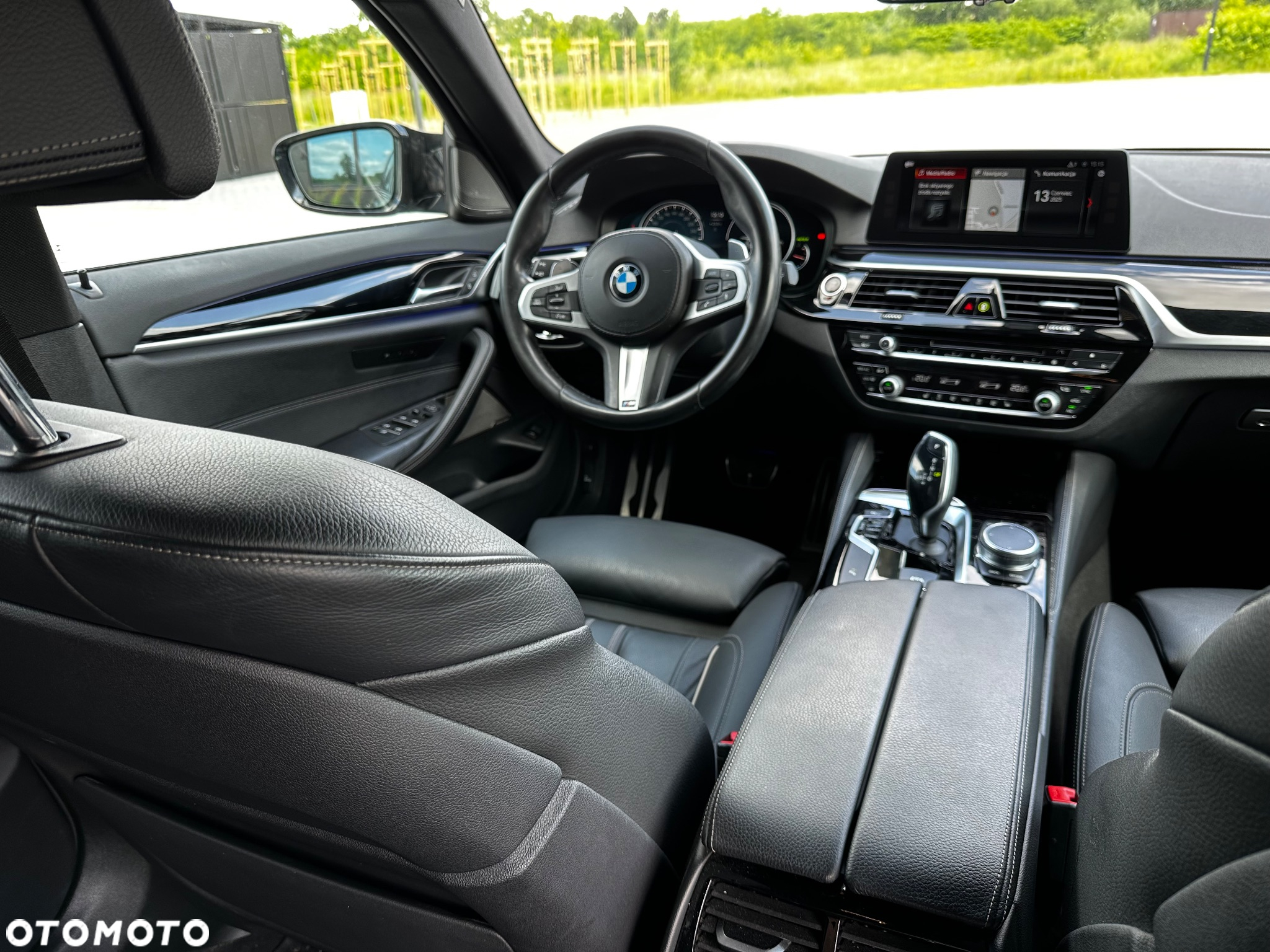 BMW Seria 5 520d Touring M Sport Edition - 15